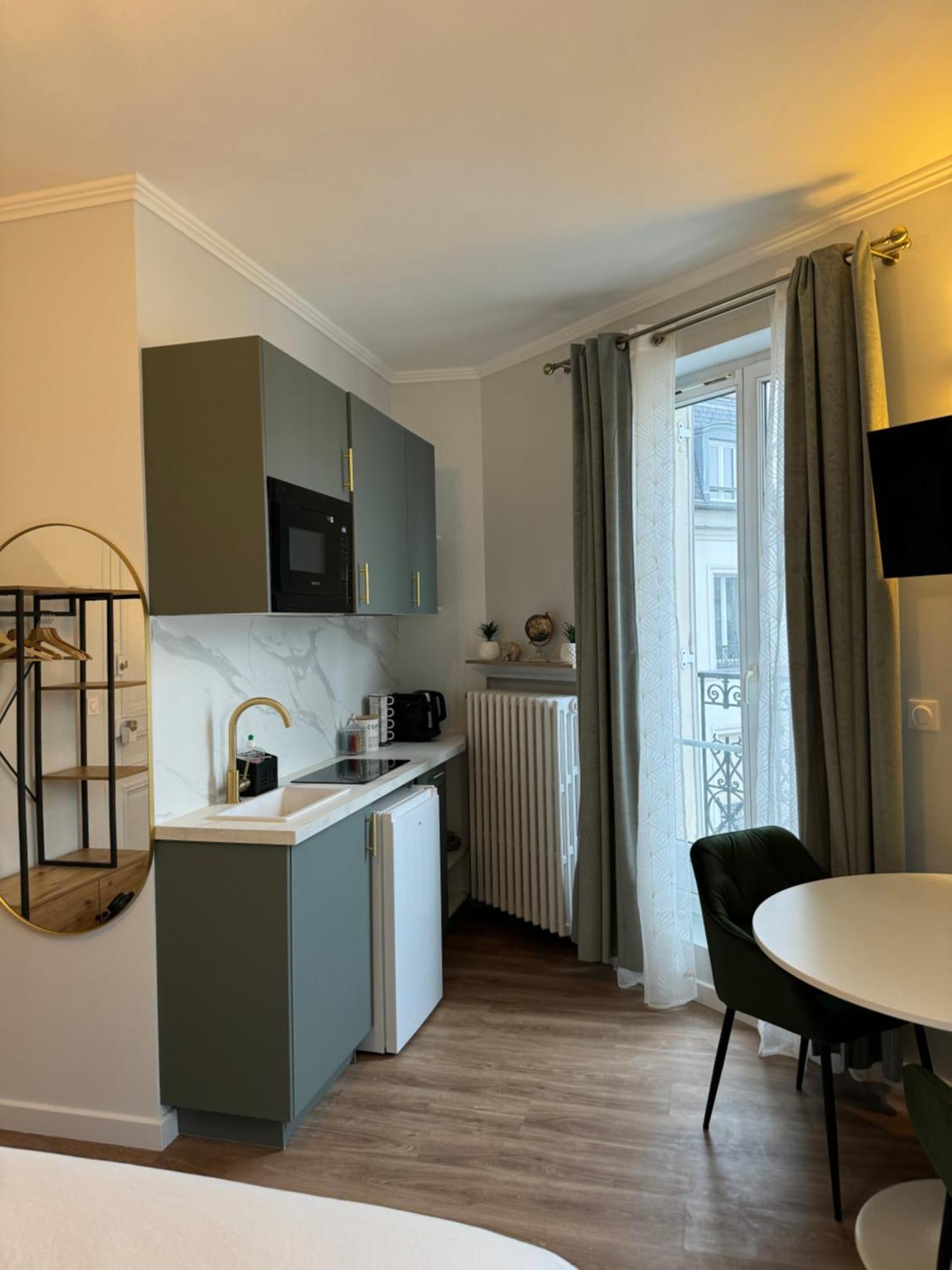 Studio De Charme Parisien Levallois-Perret Ngoại thất bức ảnh