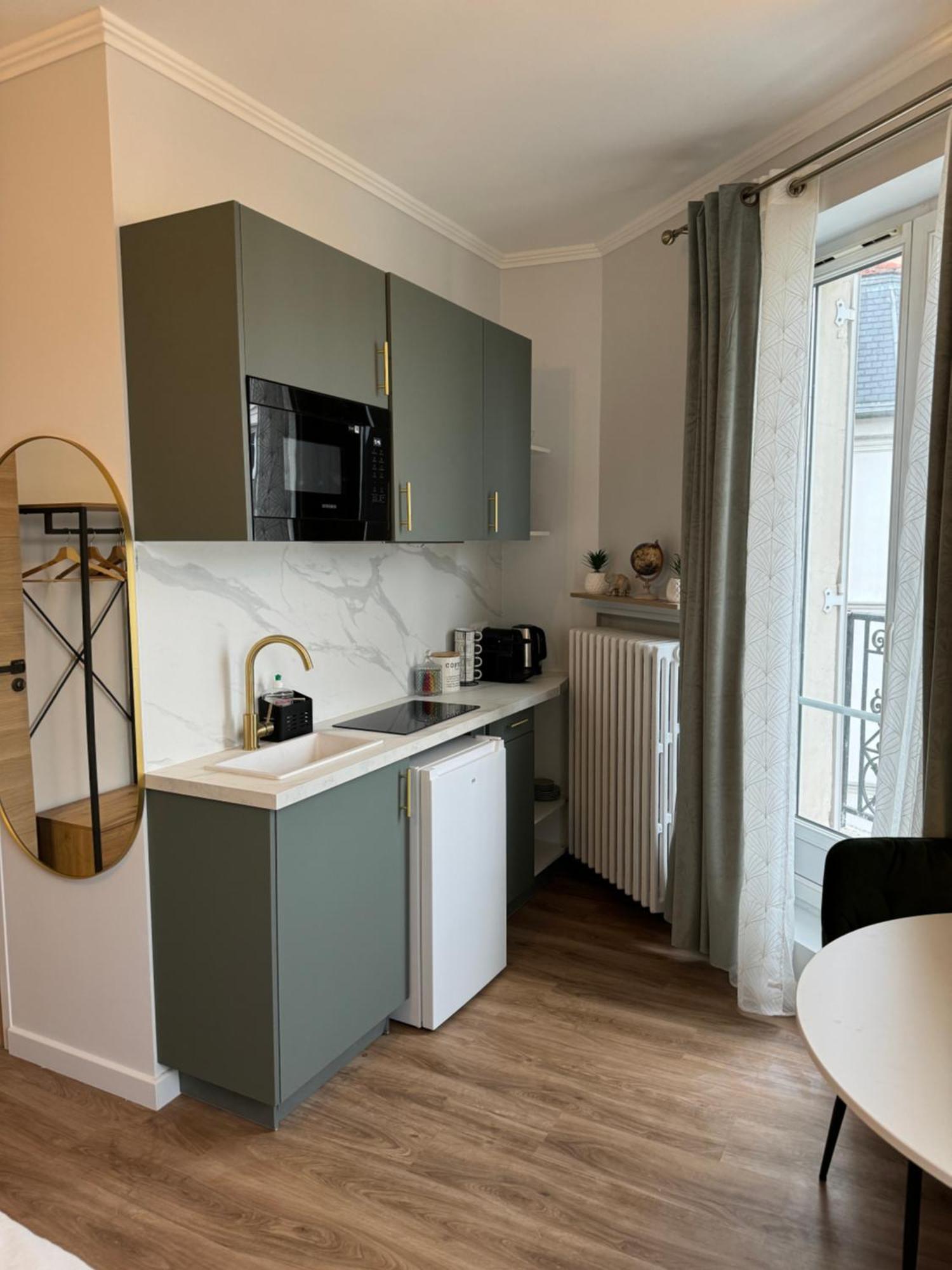 Studio De Charme Parisien Levallois-Perret Ngoại thất bức ảnh