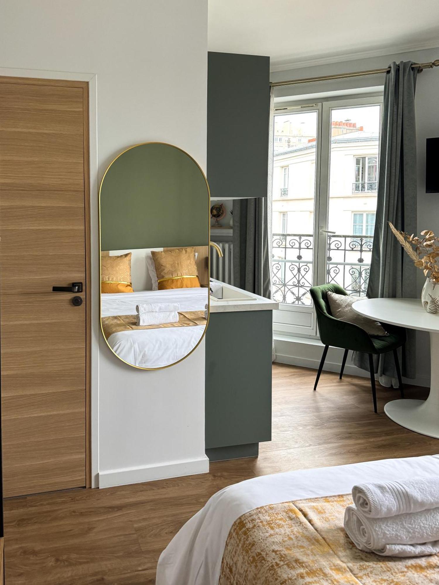 Studio De Charme Parisien Levallois-Perret Ngoại thất bức ảnh